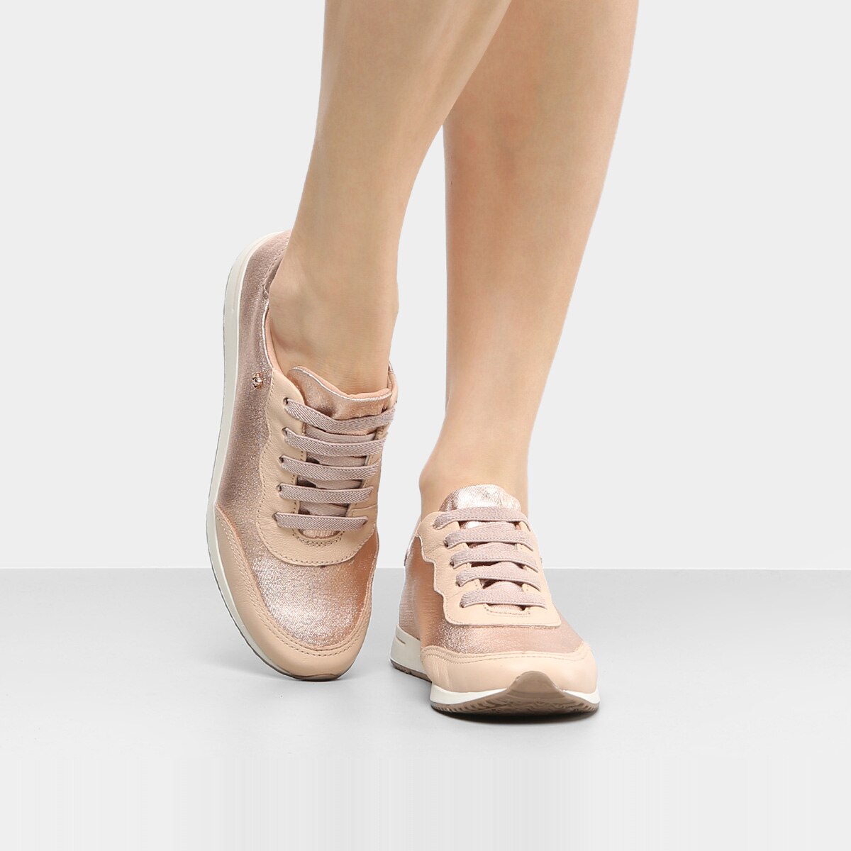 tenis cravo e canela jogging